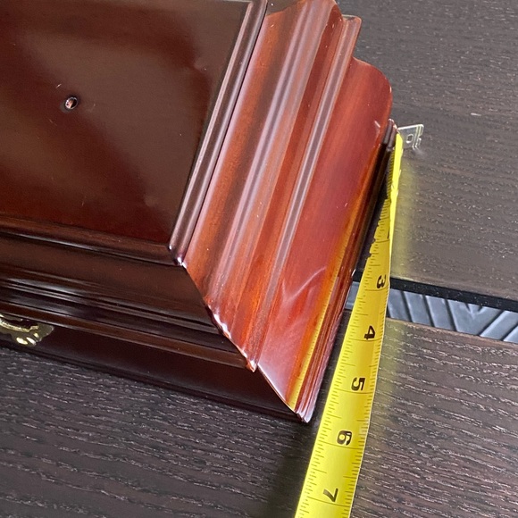 Bombay Company Mahogany Wood Red Velvet Lined Jewellery Box - Picture 14 of 15